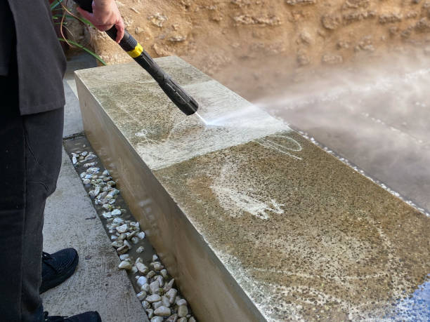 Best Deck Pressure Washing  in Overlea, MD